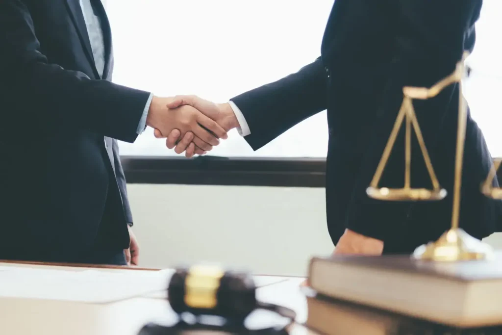 Giao dịch tập trung vào sản phẩm có pháp lý rõ ràng