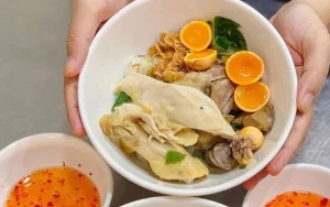 Bánh ướt lòng gà