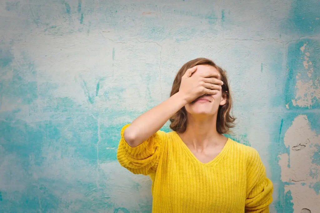 sai lầm phổ biến cần tránh khi tự xem hướng biệt thự
